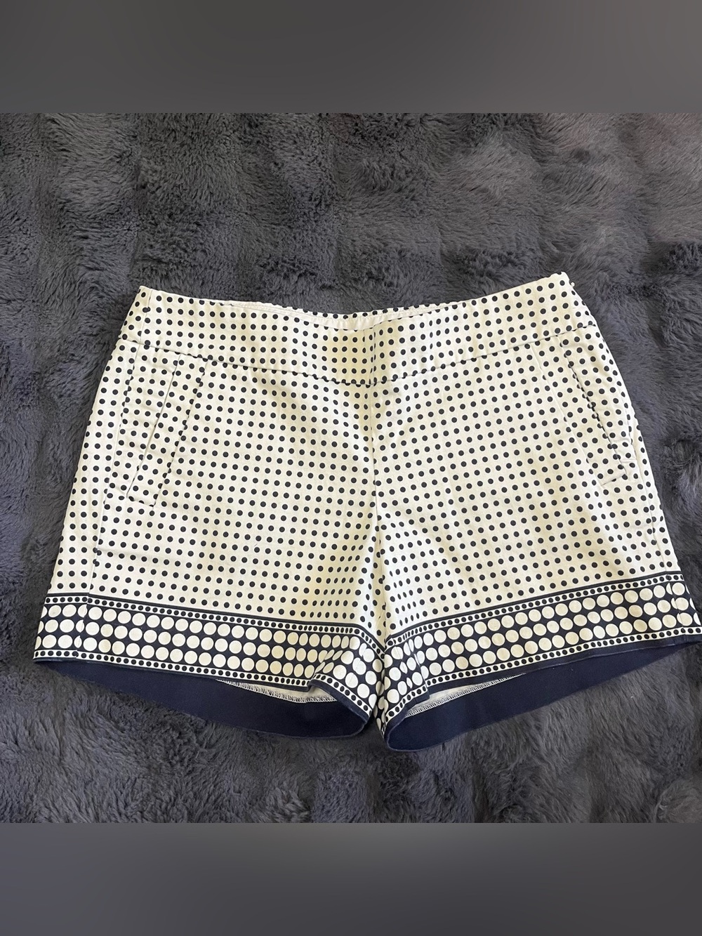 J.CREW Women's Chino Shorts Cotton Blend Polka Dot Pattern Decorative Hem Size 8
